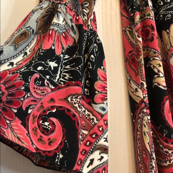 Super Cute Bell Sleeve Tunic - Picture 2 of 4